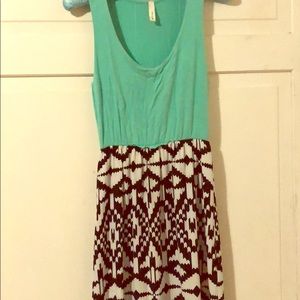 Tank maxi - fun black and white skirt!